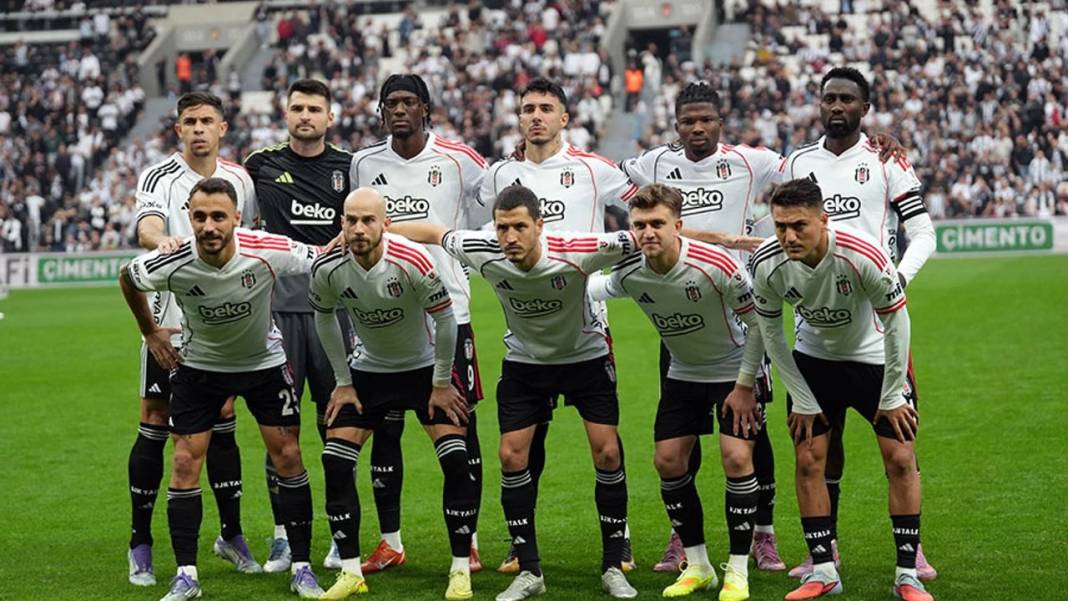 Atatürk Olimpiyat Stadı’nda kozlar paylaşılacak! F. Karagümrük - Beşiktaş muhtemel 11’leri belli oldu! 5
